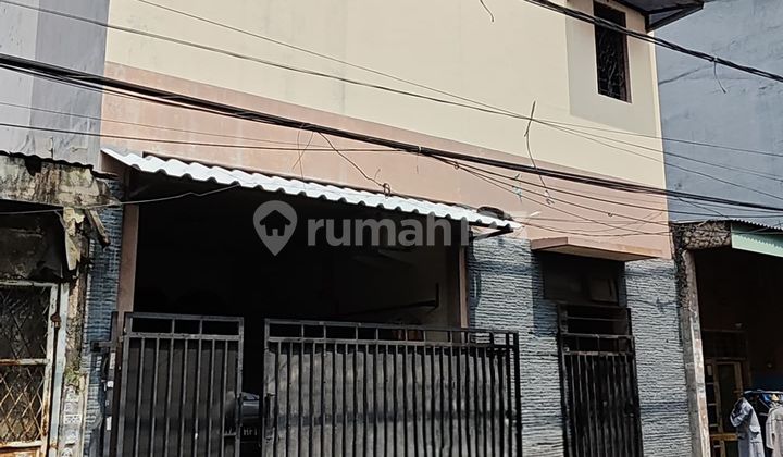 For Sale: Move-In Ready House with Boarding Rooms Above on Merpati Street, Cengkareng - West Jakarta For Sale: Move-In Ready House with Boarding Rooms Above on Merpati Street, Cengkareng - West Jakarta