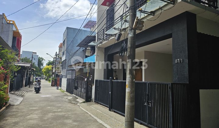 Auction Sale: House on Jalan Komplek DKI Sunter Agung, Tanjung Priok - North Jakarta