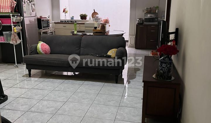 For Sale Ready-to-Occupy House in Tanjung Duren Selatan Area - West Jakarta