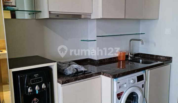 For Rent: Green Sedayu Studio Apartment Semi-Furnished, Cengkareng - West Jakarta