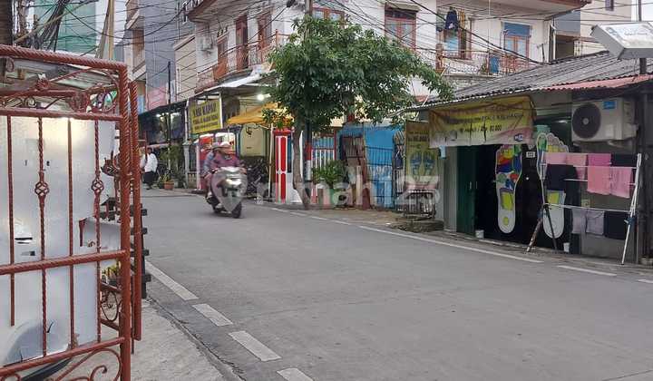 Quick Sale House in Serdang Kemayoran, Central Jakarta 2