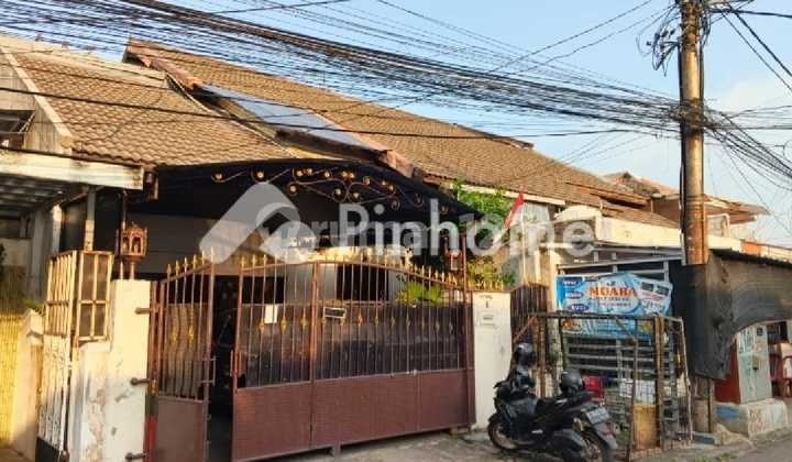 Di Jual Rumah 2 Lantai bisa untuk Tempat Usaha dan Ada Kost di Jalan Kramat Raya Baru Jakarta Pusat Di Jual Rumah 2 Lantai bisa untuk Tempat Usaha dan Ada Kost di Jalan Kramat Raya Baru Jakarta Pusat