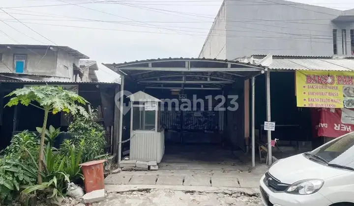 For Sale, Ready-to-Occupy House Next to Mercu Buana University, H. Lebar Meruya Street, West Jakarta.