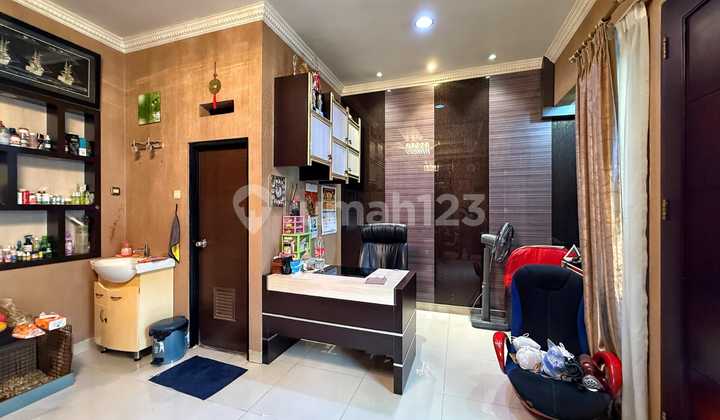 Dijual Rumah Minimalis Moderen Siap Huni Jalan Mandala Selatan , Tomang - Jakarta Barat