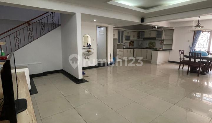 Dijual Town House 3 Lantai Siap Huni di Kondominium Rajawali Sawah Besar Jakarta Pusat 2
