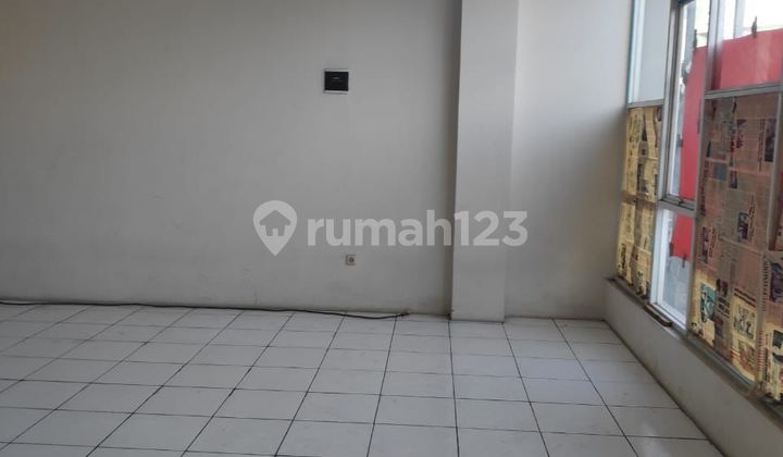 Disewakan Ruko Strategis Siap Usaha Dijalan Panjang, Kebon Jeruk - Jakarta Barat 1