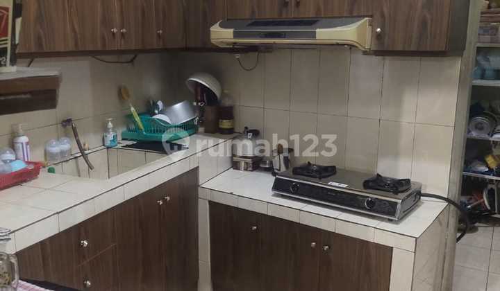 For Sale Ready-to-Occupy House and Boarding House on Kembangan Utara Main Road, Kembangan - West Jakarta 2