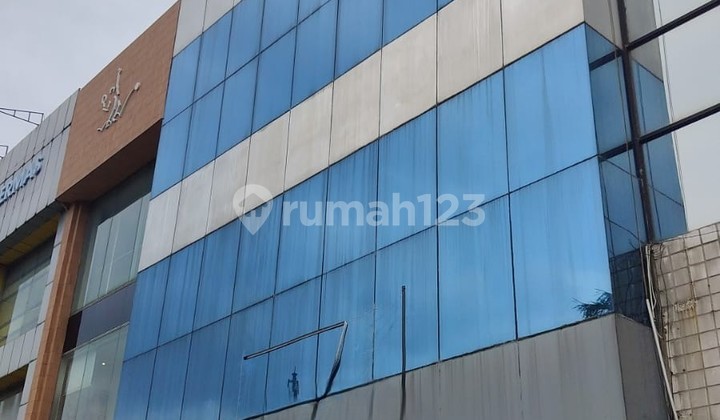 For Rent: Row of Shops, Minimum Lease 2 Years, Facing Main Road at Plaza Kebon Jeruk, West Jakarta For Rent: Row of Shops, Minimum Lease 2 Years, Facing Main Road at Plaza Kebon Jeruk, West Jakarta