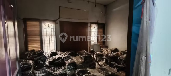 Dijual Rumah Siap Huni Lokasi Bagus Nego Sampai Jadi di Jalan Krendang Timur, Jakarta Barat 2