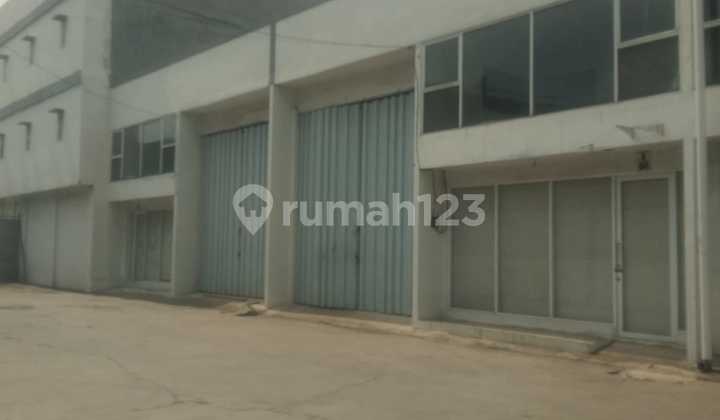 For Rent Warehouse on Jalan Satu Maret, Pegadungan, Kalideres - West Jakarta