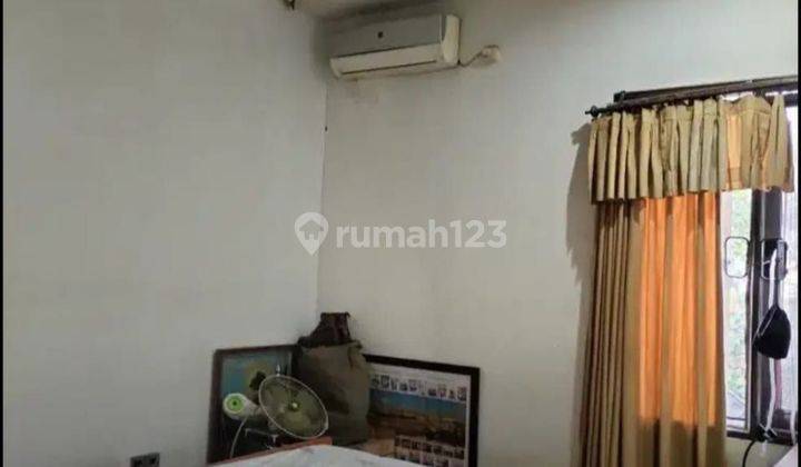 Rumah Besar Kemang Pratama Luas 216 Kokoh Terawat 2