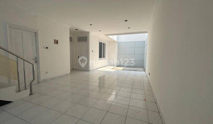 Dijual Murah Rumah Minimalis Dalam Komplek Perumahan Taman Modern Cakung Jakarta Timur 2