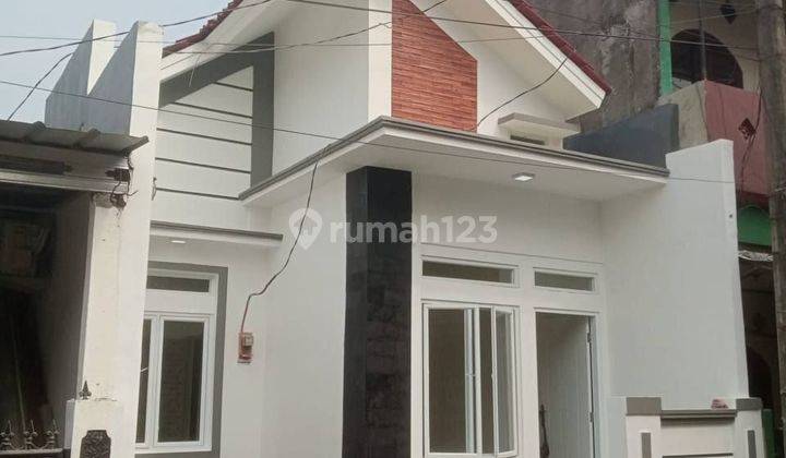 Rumah di Perumahan Pesona Anggrek, Bekasi 2