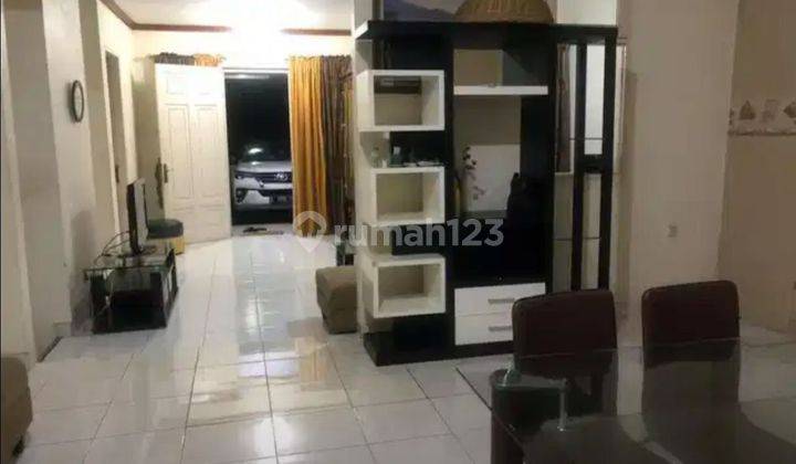 Rumah 2 Lantai dalam Cluster di Legenda Wisata, Cibubur 2