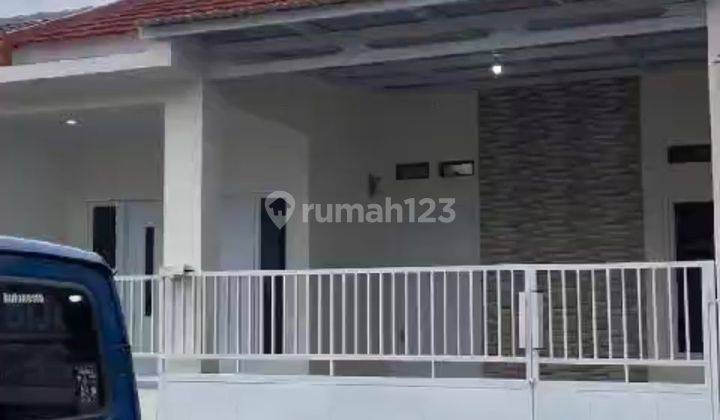 Rumah Shm Sudah Renovasi Di Komplek Perumahan Taman Wisma Asri 2, Bekasi 1