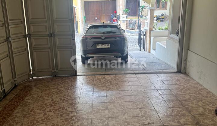 Disewakan Rumah Dalam Perum Elit Depok Sleman 2