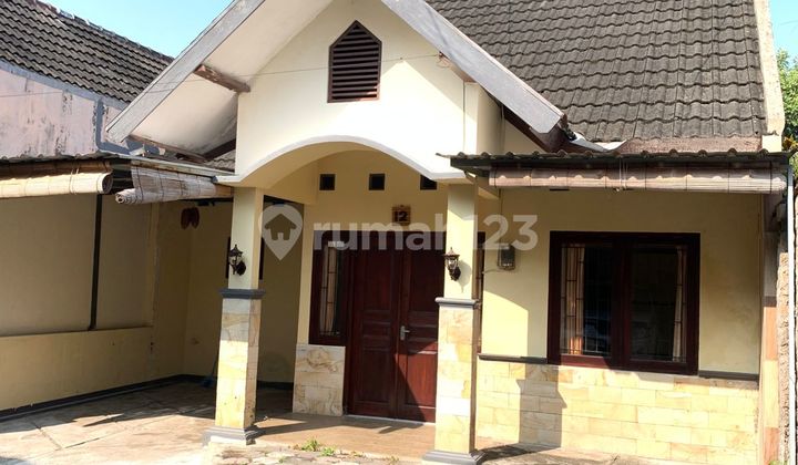 Disewakan Rumah Murah Ngaglik Area Jln Damai Dekat Psr Kolombo,al Azhar,hyatt,ugm,uii,pakuwon Mall 1