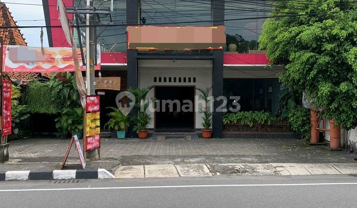 Strategic Shop House for Rent Depok Sleman Near Amplaz 1