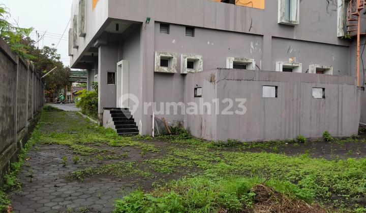 For Rent Shop/House Building in Ngaglik, Sleman Area, Palagan For Rent Shop/House Building in Ngaglik, Sleman Area, Palagan