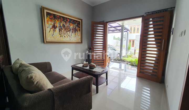 Disewakan Rumah Cantik Furnished Mlati Area Palagan 2