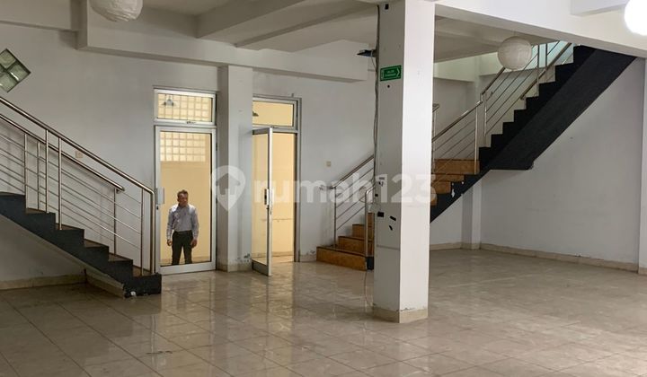 For Rent: Strategic Shop House in Ngaglik, Sleman, Palagan Area.