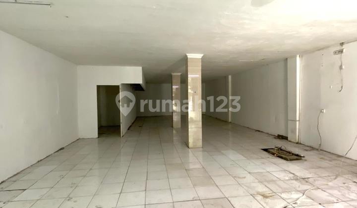 For Rent: Strategic Shop House in Mergangsan Area, Taman Siswa 2