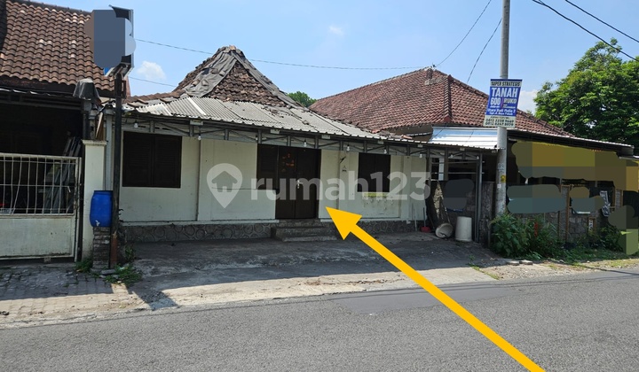 For Rent: Affordable Limasan Business Space in Condongcatur, Depok, Sleman For Rent: Affordable Limasan Business Space in Condongcatur, Depok, Sleman