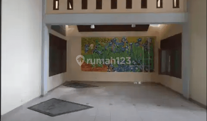 Disewakan Rumah Besar Ngaglik Area Palagan Cocok Kantor/tempat Tinggal Dekat Hyatt,al Azhar,ugm,sch 2