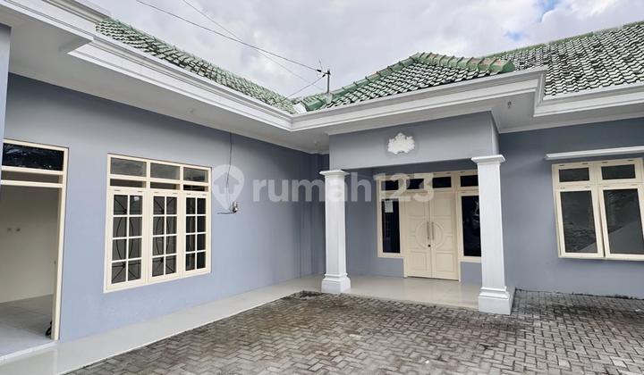 Disewakan Rumah Murah Banyak Kamar Depok Sleman