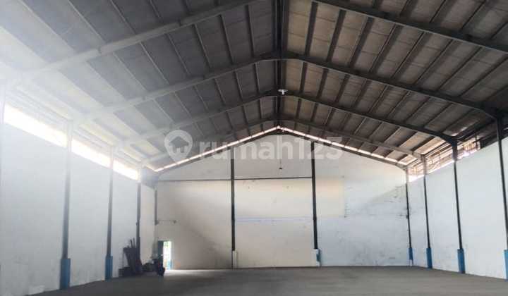 Warehouse on Serang Jakarta Main Road Ready to Use