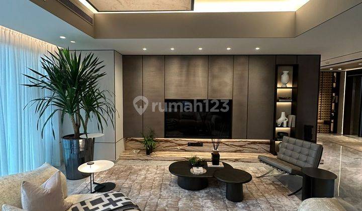 Apartement 3BR High End Luxury Private Lift 1