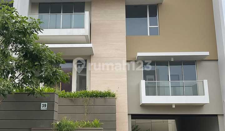 DIJUAL RUMAH GOLF ISLAND PANTAI INDAH KAPUK PIK UKURAN 12X20 SUDAH AJB