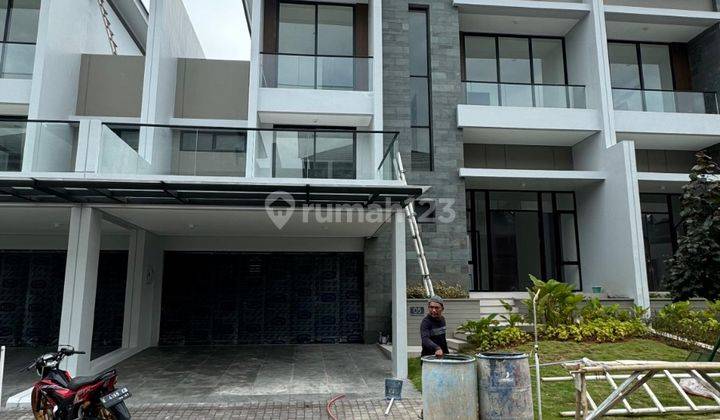 Disewakan Rumah Permata Hijau Residance Pik 2 Ukuran 12 X 20 Rumah Bagus 1