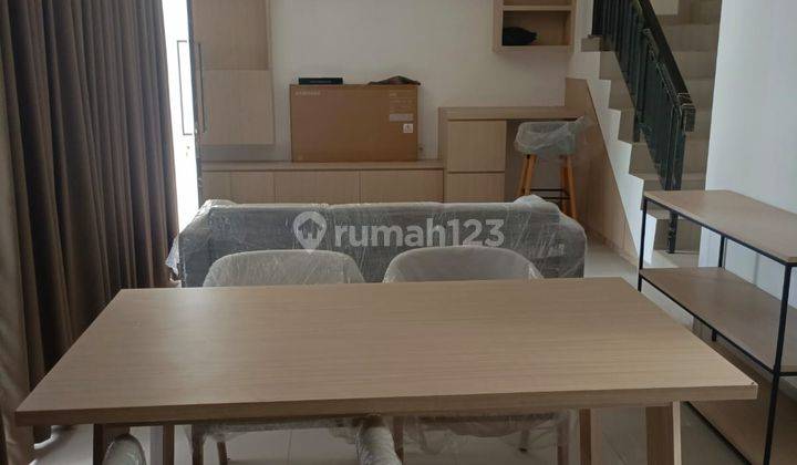 Di Jual Rumah Pik Milenial Full Furnish 3 Kamar Tidur 8x10 2 Lantai  2