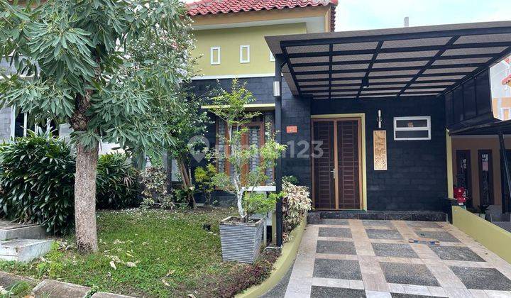 Rumah Cantik di Bukit Indah Sukajadi Nirwana  1