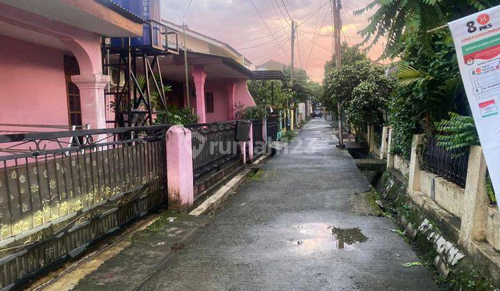 Rumah cantik dan indah di komplek  2