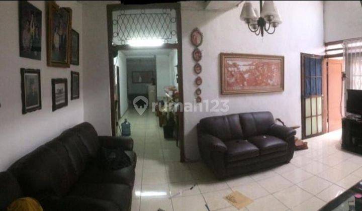 Rumah Jalan Raya Tambak jakarta pusat 2