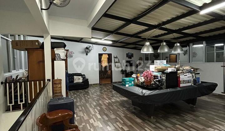 Jual Cepat di Bawah Harga Pasaran Rumah & Kost An Masih Aktif di Kebon Jeruk Jakbar Jual Cepat di Bawah Harga Pasaran Rumah & Kost An Masih Aktif di Kebon Jeruk Jakbar