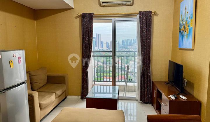 For Rent: Middle Floor 2 Bedroom at Cosmo Terrace Central Jakarta