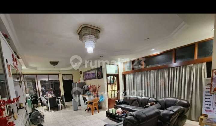 Di Jual Rumah 2 Lantai di Petojo Selatan