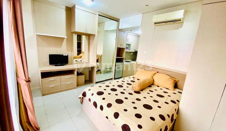 For Rent: Middle Floor Studio at Cosmo Terrace, Central Jakarta 2