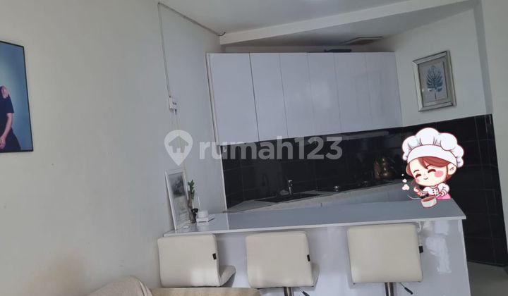 For Sale 2 Bedroom Nice High Floor Unit in Cosmo Residence 1