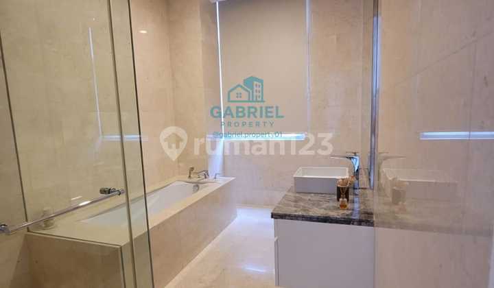 Investasi Bagus 2 Bedroom Private Lift di Stature Menteng 2
