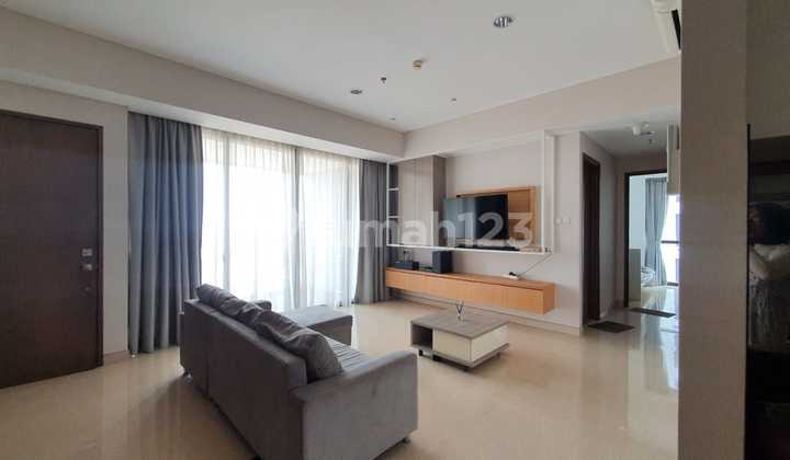 Jual 2 + 1 Bedrooms Apartemen 1 Park Avanue Full Furnish