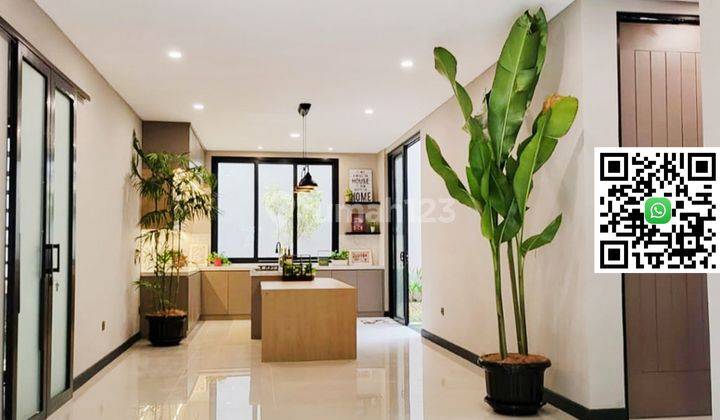 Rumah Bsd City, Cluster Versailles, Baru, SHM 2