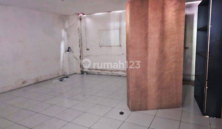 Gudang Daan Mogot Prima, Cengkareng, Jakarta Barat, Strategis 2