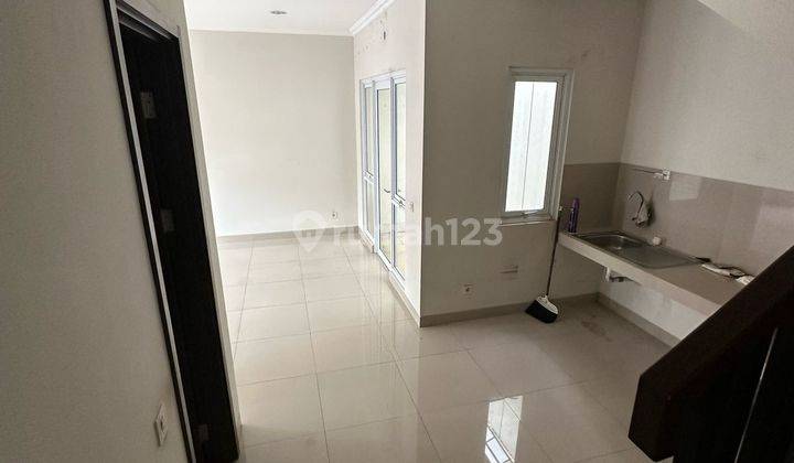 Rumah Siap Huni Di.bsd Di Sewakan.kosongan( Rin) 2