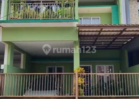 Di Sewakan Cepat Rumah 2 Lantai.di Regensi Melati Mas