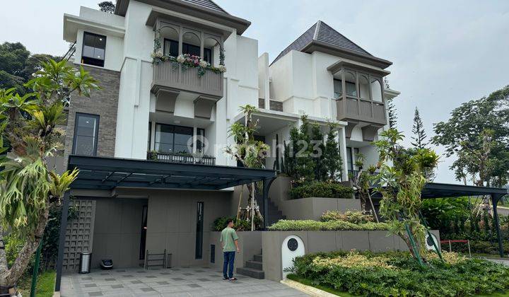 Rumah 3 Lantai Area Pegunungan Baru Unfurnished SHM 1