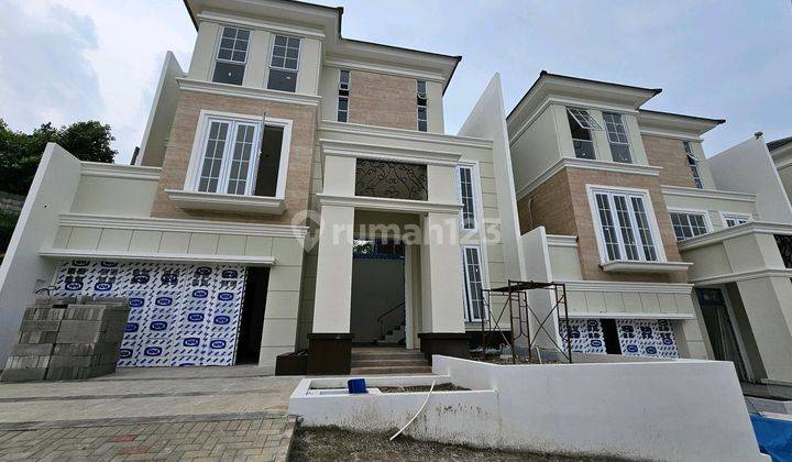 Rumah Mewah Siap Huni Di Sentul 3 Lantai 1